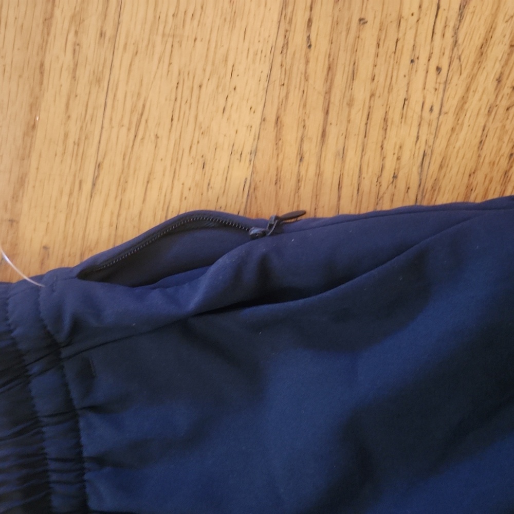 Old Navy NWT mens stretchtech size medium swim trunk - Picture 4 of 4